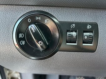 VW Caddy Maxi 2.0 - 7