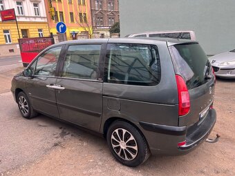Peugeot 807, 2,0 Hdi 100 Kw, 7 míst Rok výroby: 7/2007 - 7