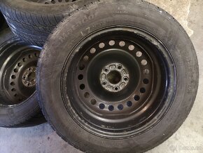 215/55 R16 Zimní Matador na plechovych 6,1/2Jx16ET52,5 - 7