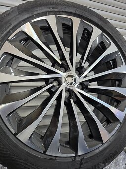 Nová zimní originál sada Škoda Enyaq r20 - 7