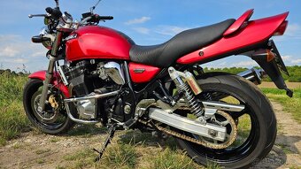 SUZUKI GSX 1200 - 7