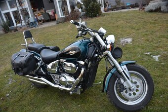 Suzuki Marauder VZ 800 - 7