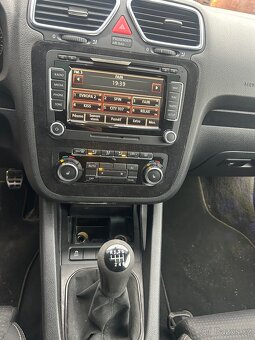 Scirocco 2.0TSI 155kw, Bixenon, manuál, vzduchový podvozek - 7