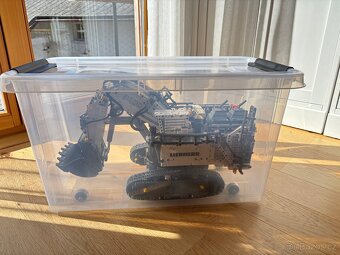 LEGO 42100 Bagr Liebherr R 9800 - 7
