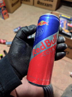Plechovky od Energy Drinků Red Bull 2 - 7