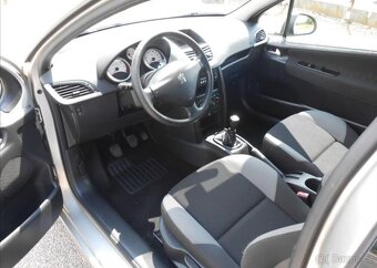 Peugeot 207 1,4 54 kW KLIMA Serviska benzín - 7