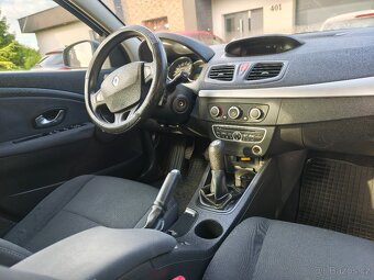 Renault Fluence 1.6i 16v tažné - 7