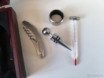 Šachy + sada na víno v dárkové krabičce - 7