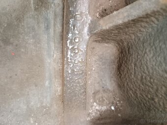 Cadillac 500cui,8,2 V8 motor a převodovka - 7