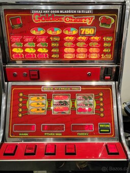 Výherní-herní automat Golden Cherry - 7
