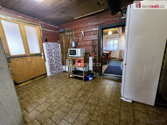 Prodej rodinného domu/chalupy 175 m², s pozemkem 632 m², Len - 7