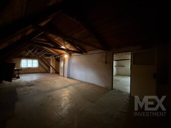 Rodinný dům s investičním potenciálem v centru Červeného Kos - 7