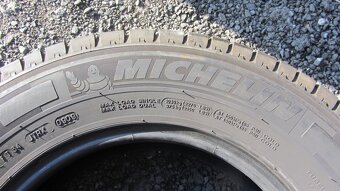 Letní pneu 215/70/15c Michelin - 7