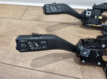 TEMPOMAT OVLÁDANIE PAČKY POD VOLANTOM - 7