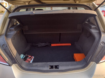 Opel Astra H - 7