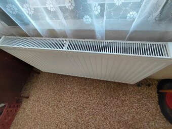 Dva deskové radiátory - 7