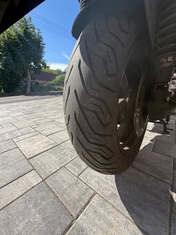 Yamaha 250 xmax skutr - 7