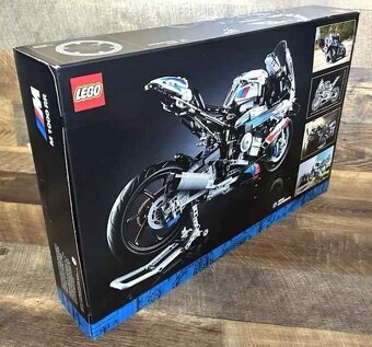 LEGO Technic 42130 BMW M 1000 RR - 7
