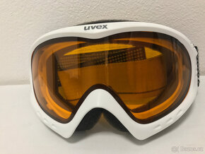 Zánovní lyžařská přilba UVEX a bríle UVEX - 7