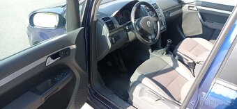 VW Touran 2,0 TDI 7místý rv2007/3 - 7