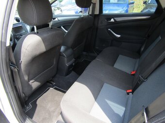 Ford Mondeo 2.0TDCi , 85 kW nafta, 2010 - 7