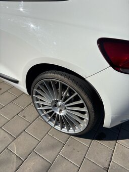 VW Scirocco , SPECIAL WHITE -TEAM. Nízký nájezd km - 7