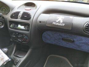 Modrý Peugeot 206, 44 kW, 1 124 ccm - 7