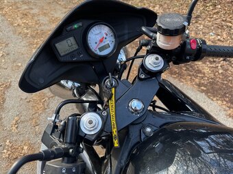 Triumph Speed Four 600 - 7