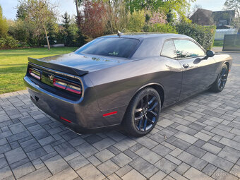 Dodge Challenger RT 5,7 Hemi 2023 Alcantara , DPH - 7