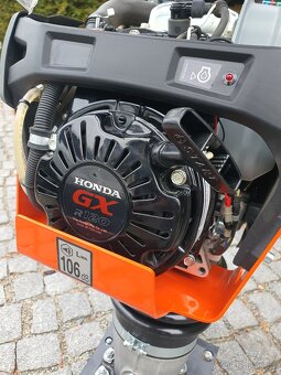 Vibrační Pěch Husqvarna - 7