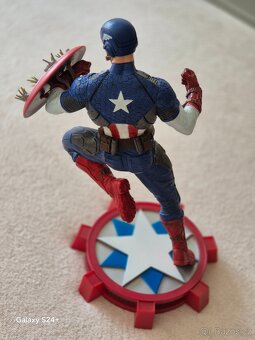 CAPTAIN AMERICA PVC DIORAMA DIAMOND MARVEL GALLERY - 7