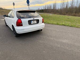 Honda Civic 6G - 7