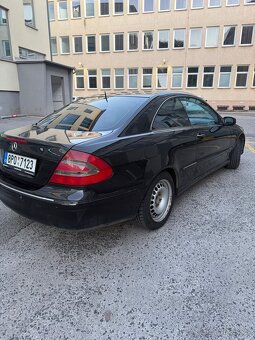 Mercedes-Benz CLK 320i 3.2 V6 - 7
