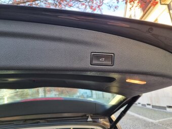 VW Sharan 2.0TDI DSG 135KW/7MÍST/ACC/NEZ.TOPE/KEYLESS/1.MAJ - 7