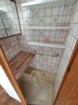Knaus+sluneční clona - 7