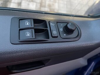 VW Transporter T5 2,0 tdi 103 kw - 7