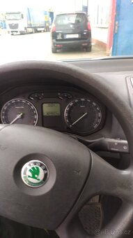 Škoda Octavia 2  1.6 FSI - 7