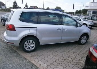 Volkswagen Sharan 2.0TDi 103kw,7 míst nafta manuál 103 kw - 7
