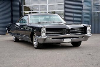 1966 Pontiac Bonneville Coupe - 7