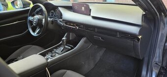 Mazda 3 2.0i 90 kW Automat | 2022 | 17 880 km | Záruka - 7