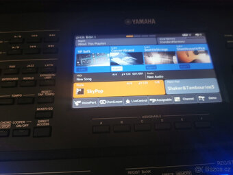 Yamaha PSR SX 900 jako nová s příslušenstvím a USB. - 7