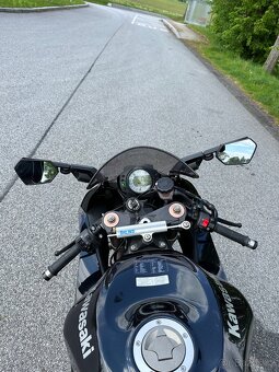 Kawasaki ninja ZX-10R - 7