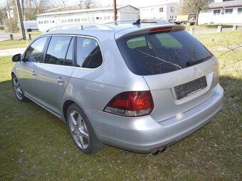VW Golf 6 combi 2,0 103 kw Panorama Kůže Highline - 7
