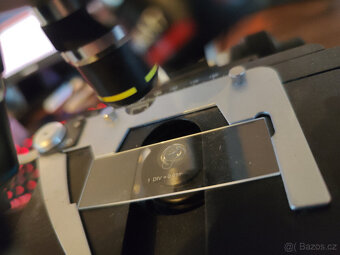 OMAX 40X-2500X laboratorní digitální trinokulární mikroskop - 7