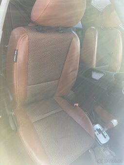 kia sportage sedadla - interier - 7