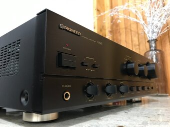 Pioneer A-445 Top stav - 7