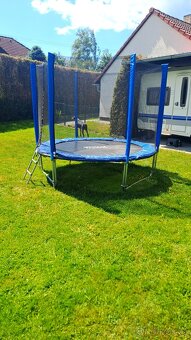 Trampolína - 7
