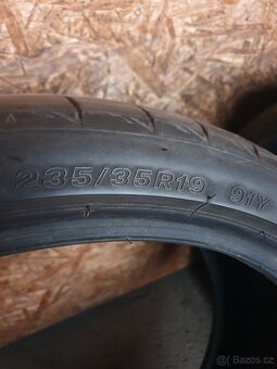 235 35 r 19 dezén 70% - 7