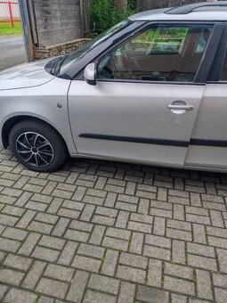 Prodám Škoda Fabia combi 1.6 TDI r.v. 2011 - 7