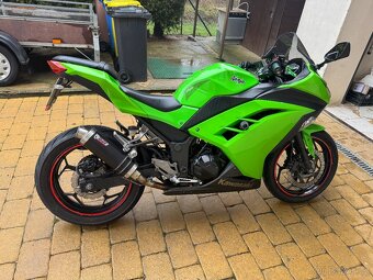 Kawasaki ninja 300 - 7